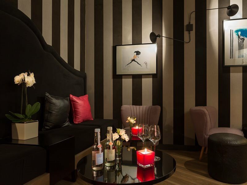 Hotel La Parizienne Εξωτερικό φωτογραφία