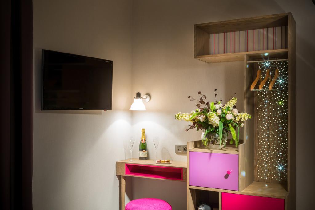Hotel La Parizienne Εξωτερικό φωτογραφία